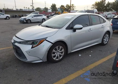 2020 Toyota Corolla Le z USA, uszkodzony, nr VIN 5YFEPRAE2LP091511